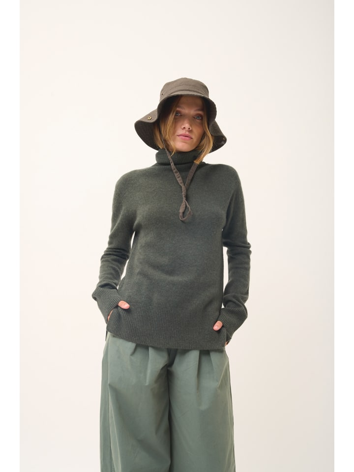 Кашемировый свитер с высоким воротом Лекси цвета хаки Just Cashmere
Кашемировый свитер с высоким воротом Лекси цвета хаки Just Cashmere