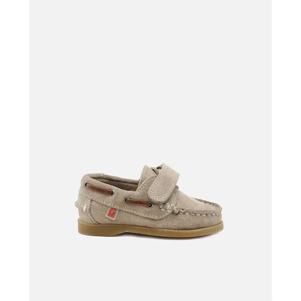 Туфли-лодочки для мальчиков Eli 1957, коричневый
Туфли-лодочки для мальчиков Eli 1957, коричневый