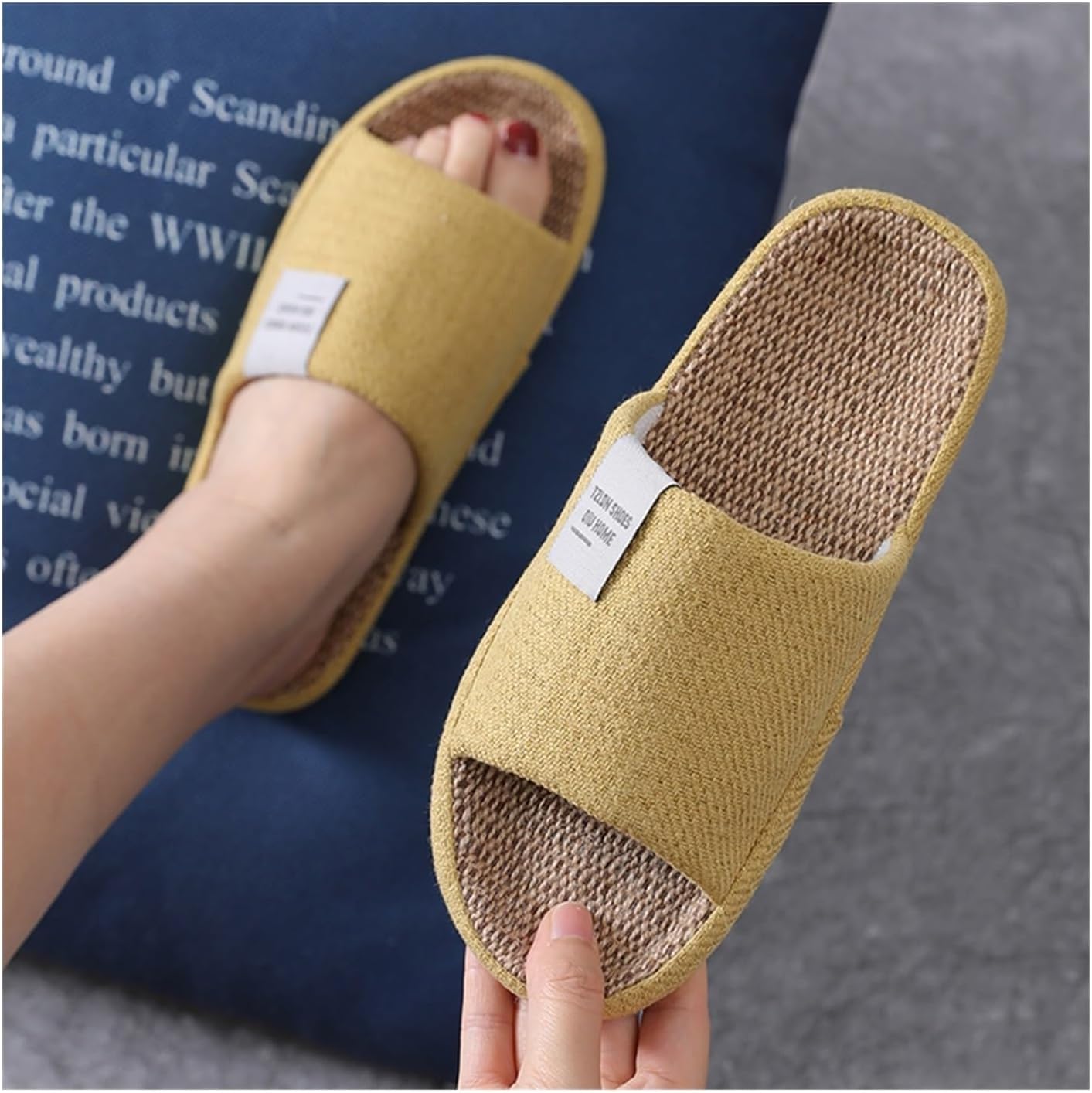 Домашние тапочки YCKEGEW из хлопка с открытым носком, повседневные льняные тапочки-сандалии на плоской подошве, нескользящие, дышащие, удобные (цвет: синий, размер: EUR44-45)
Домашние тапочки YCKEGEW из хлопка с открытым носком, повседневные льняные тапочки-сандалии на плоской подошве, нескользящие, дышащие, удобные (цвет: синий, размер: EUR44-45)