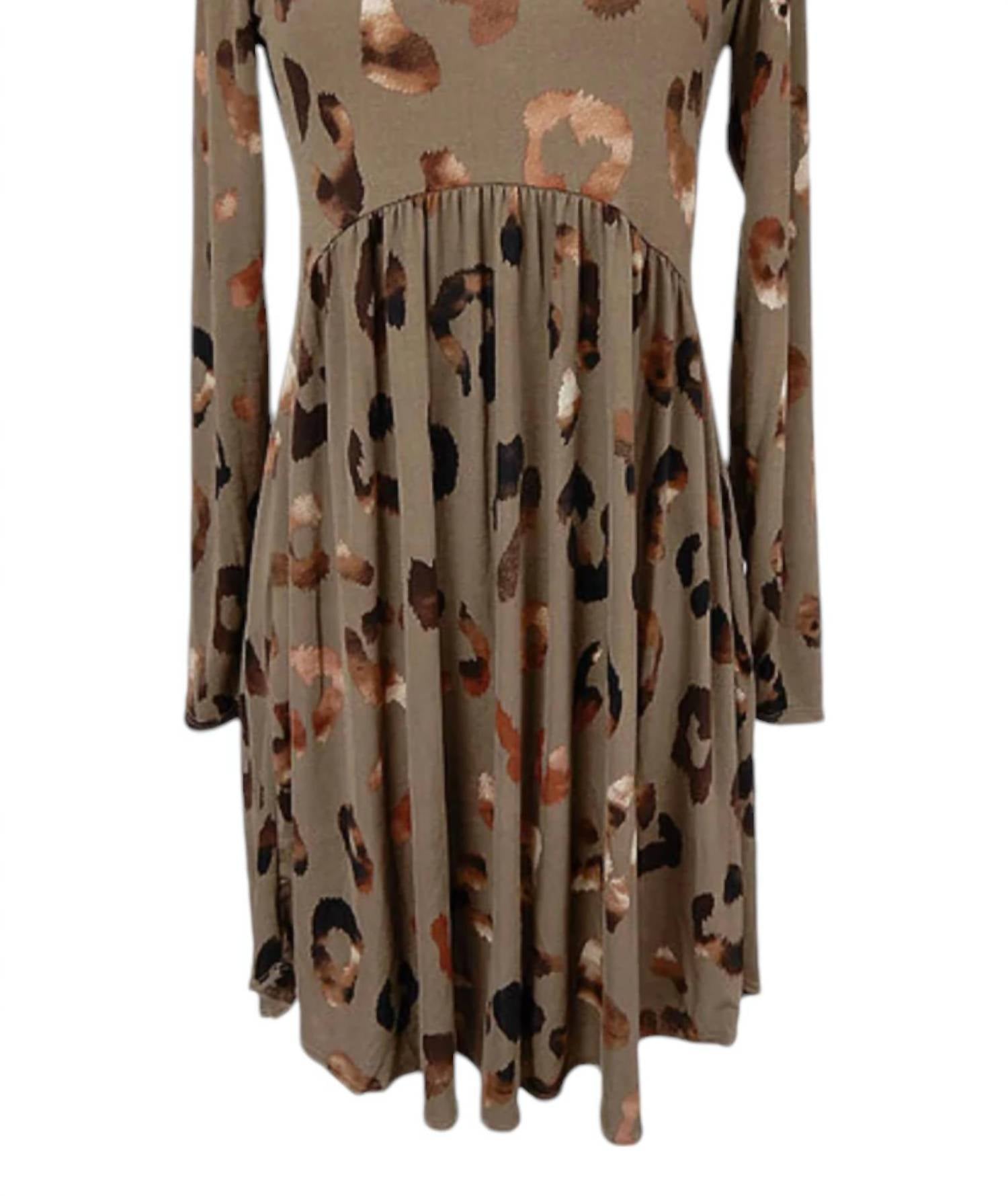 Платье Babydoll с леопардовым принтом коричневого цвета Yahada
Платье Babydoll с леопардовым принтом коричневого цвета Yahada