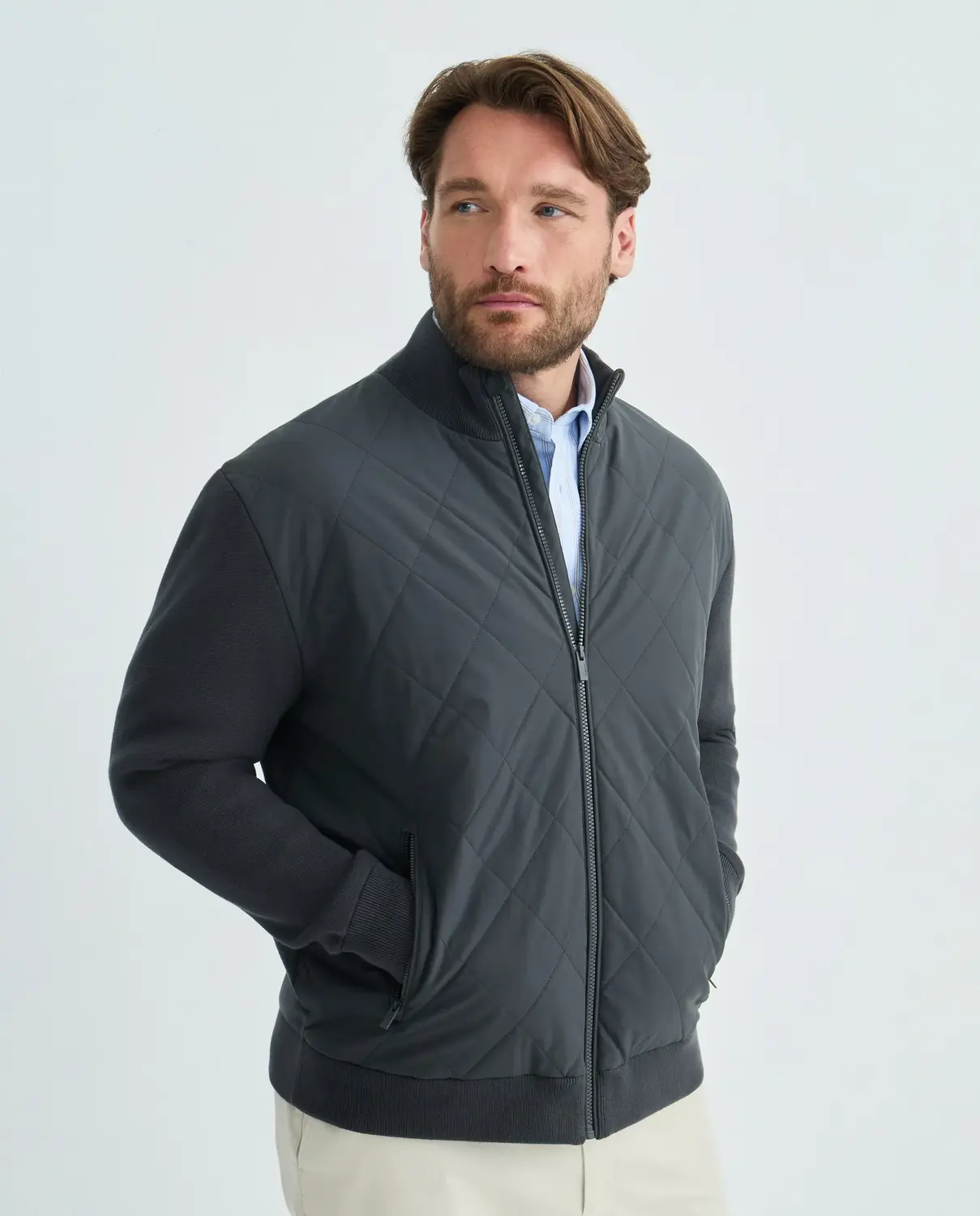 Комбинированная куртка с ромбами больших размеров для мужчин Dustin, темно-серый
Комбинированная куртка с ромбами больших размеров для мужчин Dustin, темно-серый