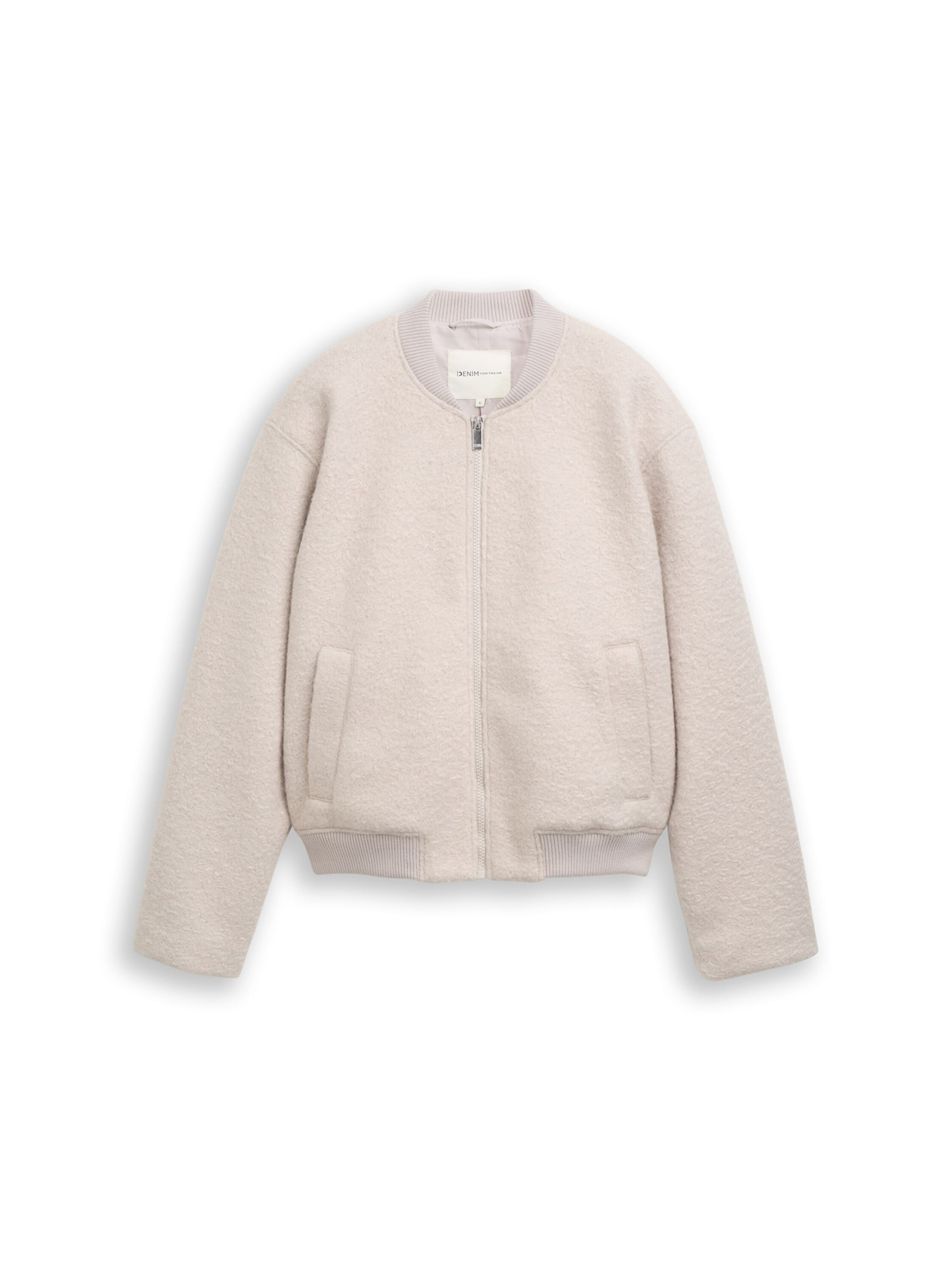 TOM TAILOR DENIM Межсезонная куртка в светло-сером цвете
TOM TAILOR DENIM Межсезонная куртка в светло-сером цвете