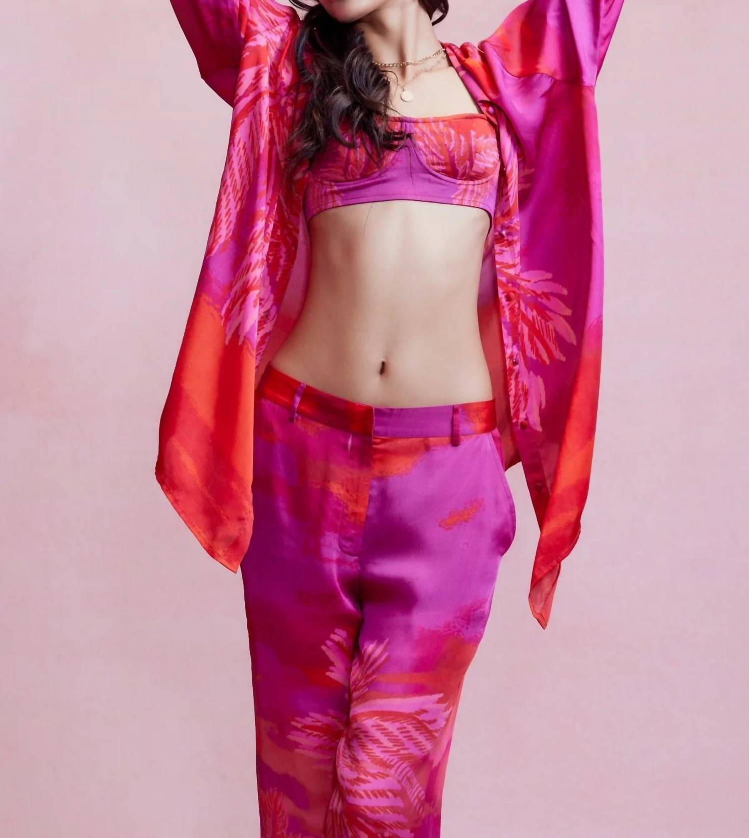 Soma Рубашка оверсайз в разноцветном цвете Hemant & Nandita, мультиколор
Soma Рубашка оверсайз в разноцветном цвете Hemant & Nandita, мультиколор