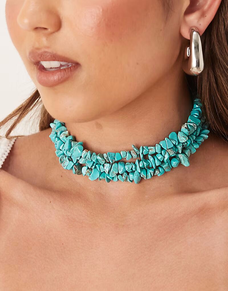Многорядное короткое ожерелье с голубой крошкой из искусственного камня Asos Design
Многорядное короткое ожерелье с голубой крошкой из искусственного камня Asos Design