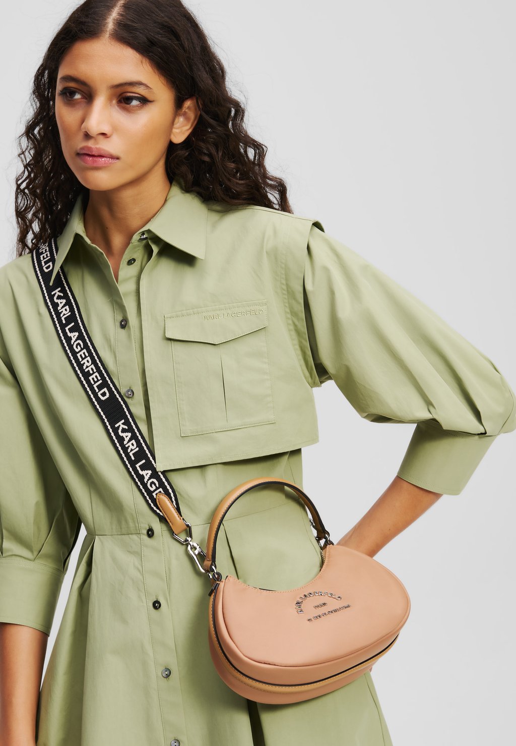 Сумка KARL LAGERFELD, бежевый
Сумка KARL LAGERFELD, бежевый
