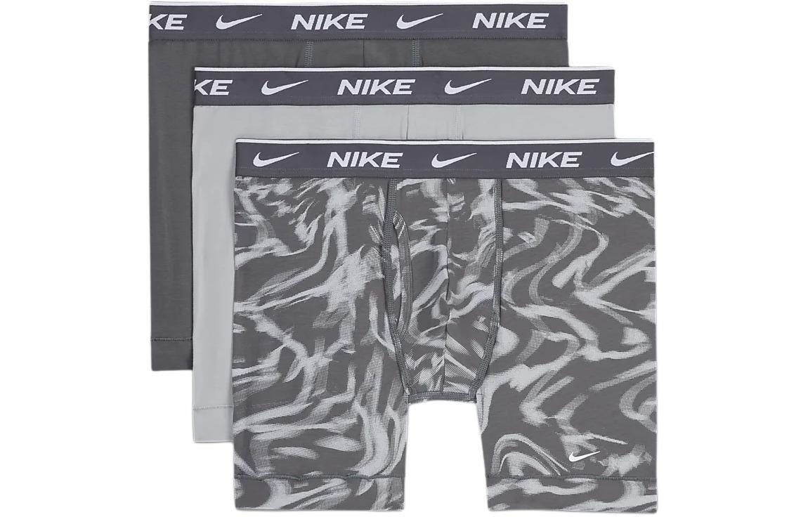 Мужские трусы Nike
Мужские трусы Nike