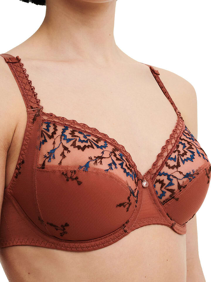 Бюстгальтер на косточках Chantelle, светло-коричневый
Бюстгальтер на косточках Chantelle, светло-коричневый