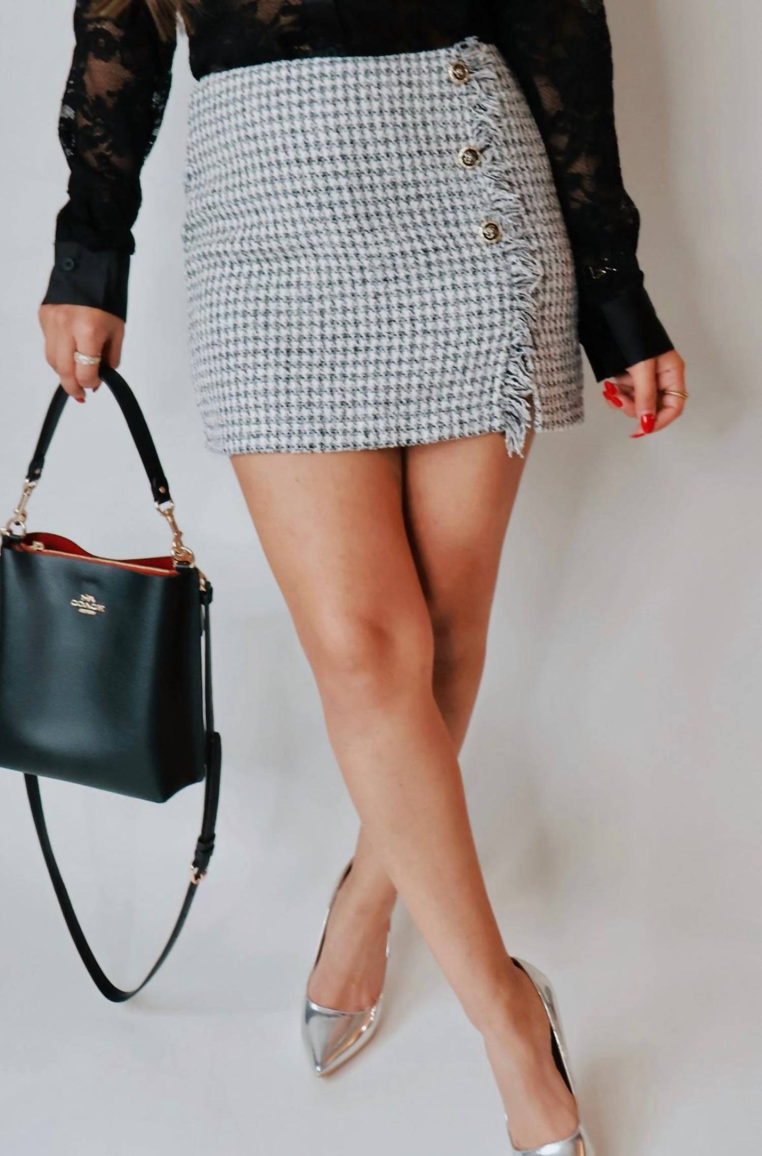 Юбка с бахромой в ломаную клетку, черная Sans Souci, черный
Юбка с бахромой в ломаную клетку, черная Sans Souci, черный