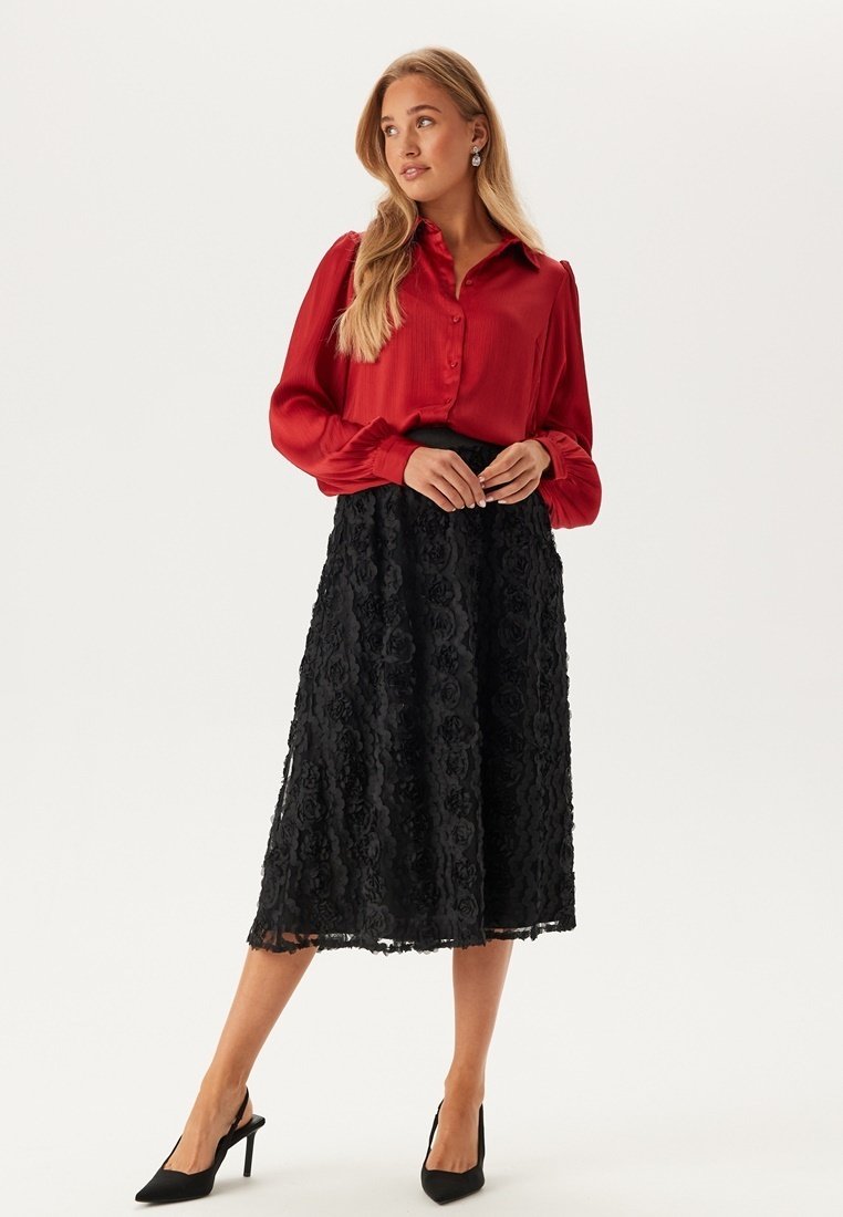 Блузка на пуговицах Bubbleroom, красный
Блузка на пуговицах Bubbleroom, красный