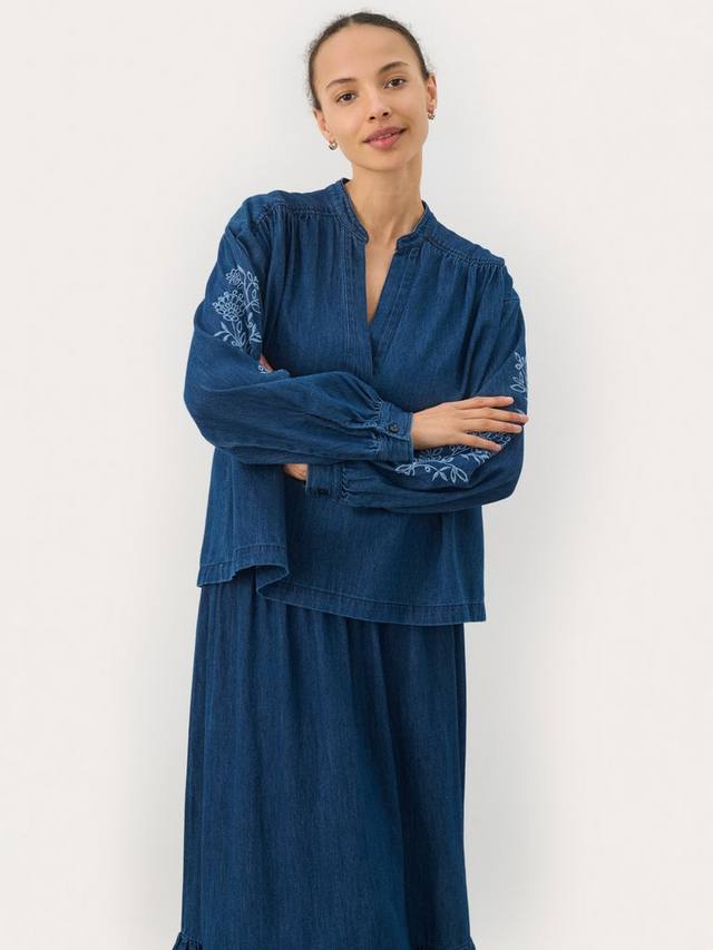 Блузка Terka с длинными рукавами и V-образным вырезом Part Two
Блузка Terka с длинными рукавами и V-образным вырезом Part Two