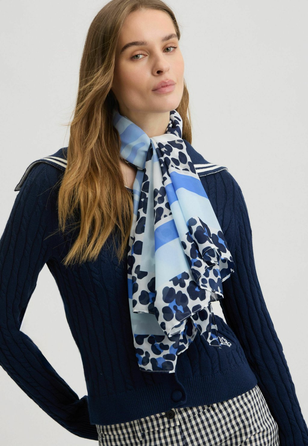 Шарф MIT ANIMAL LIU JO, светло-голубой
Шарф MIT ANIMAL LIU JO, светло-голубой