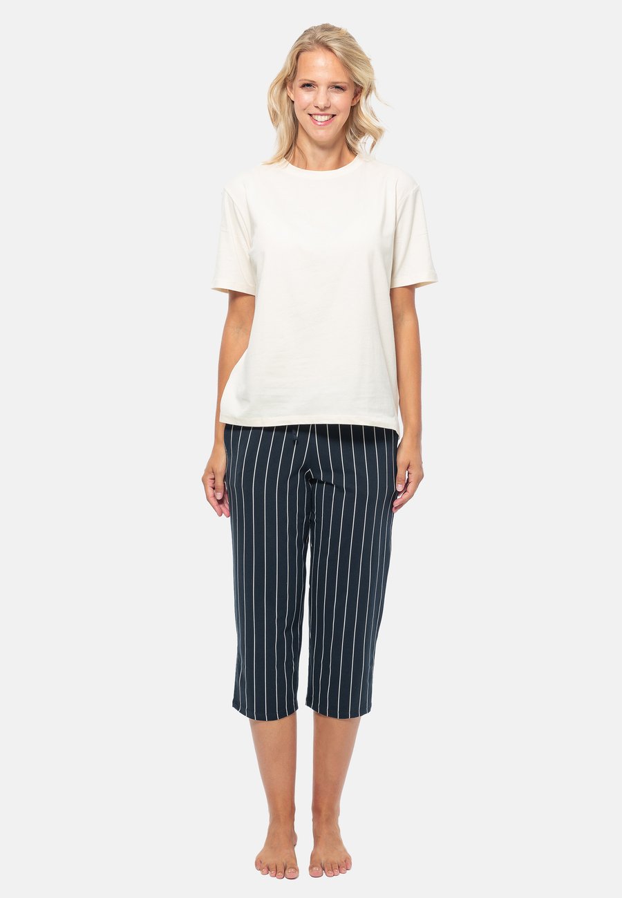 Пижамный комплект Schiesser SET, Blau Gestreift Creme/Off-White
Пижамный комплект Schiesser SET, Blau Gestreift Creme/Off-White