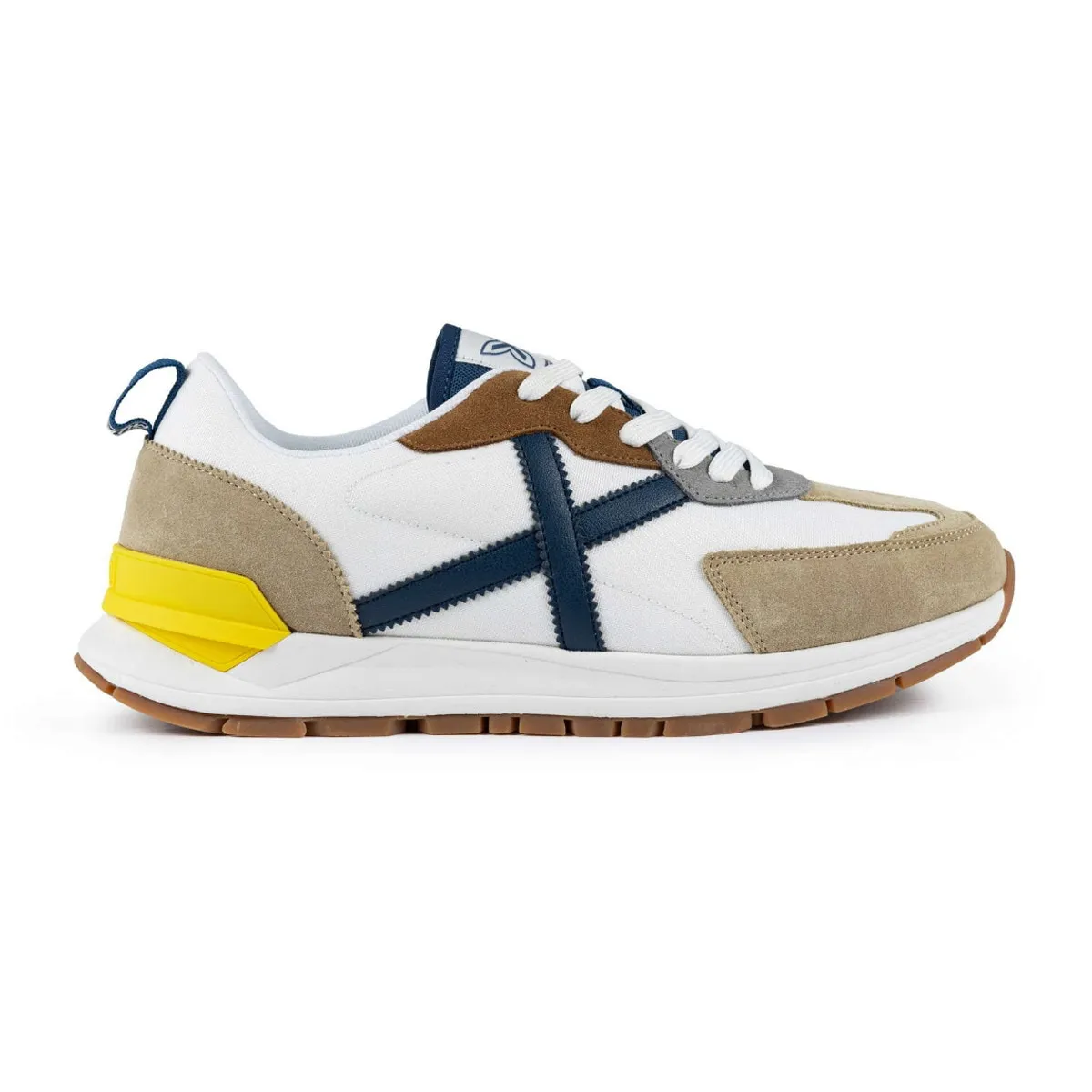 Универсальные кроссовки для взрослых Versatile 23 Munich, белый
Универсальные кроссовки для взрослых Versatile 23 Munich, белый