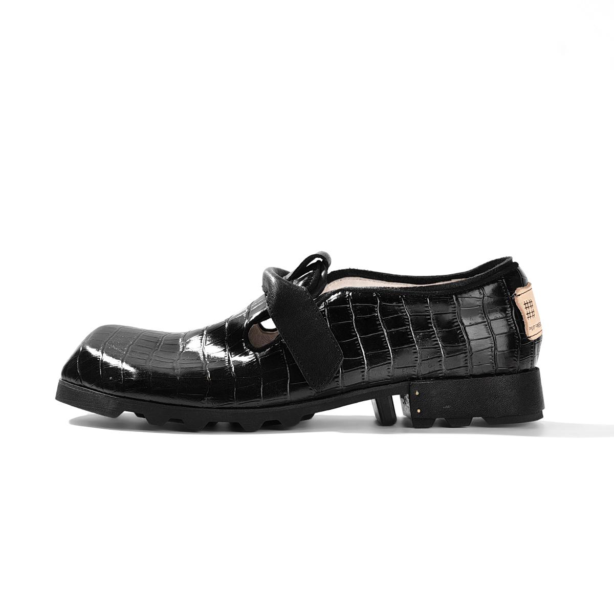 Rewrite Повседневные туфли мужские черные
Rewrite Повседневные туфли мужские черные