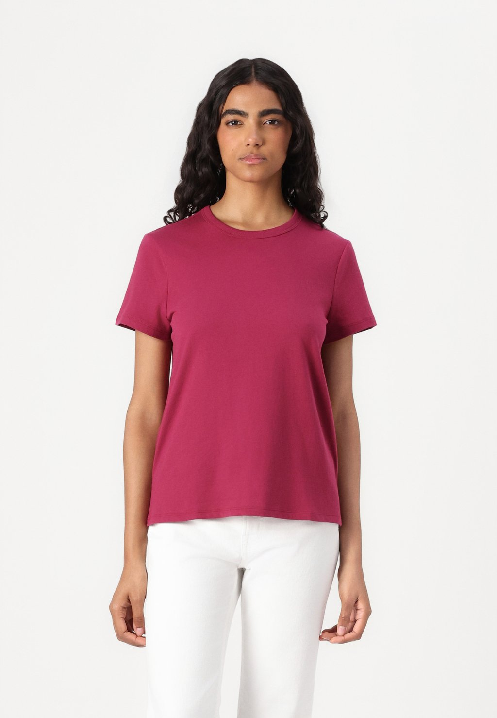 Базовая футболка CREW SOLID GAP, бургундия
Базовая футболка CREW SOLID GAP, бургундия