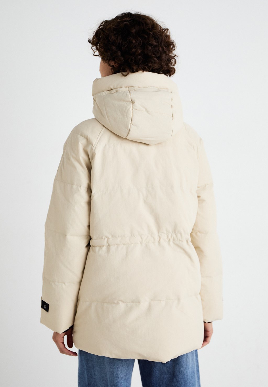 Пуховое пальто VMEXPLORE Vero Moda, бежевый
Пуховое пальто VMEXPLORE Vero Moda, бежевый