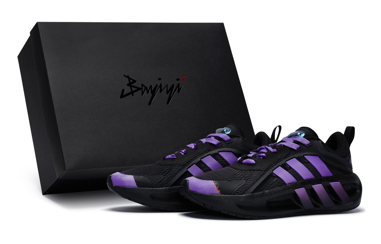 Adidas Вентируемые беговые кроссовки Ventador Climacool с противоскользящей подошвой и износостойким покрытием, мужские, черно-фиолетовые
Adidas Вентируемые беговые кроссовки Ventador Climacool с противоскользящей подошвой и износостойким покрытием, мужские, черно-фиолетовые