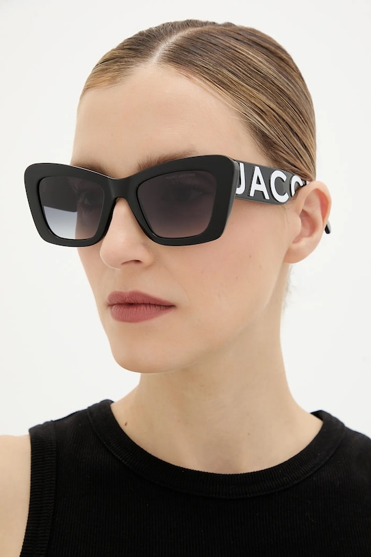 Солнцезащитные очки Marc Jacobs, черный
Солнцезащитные очки Marc Jacobs, черный