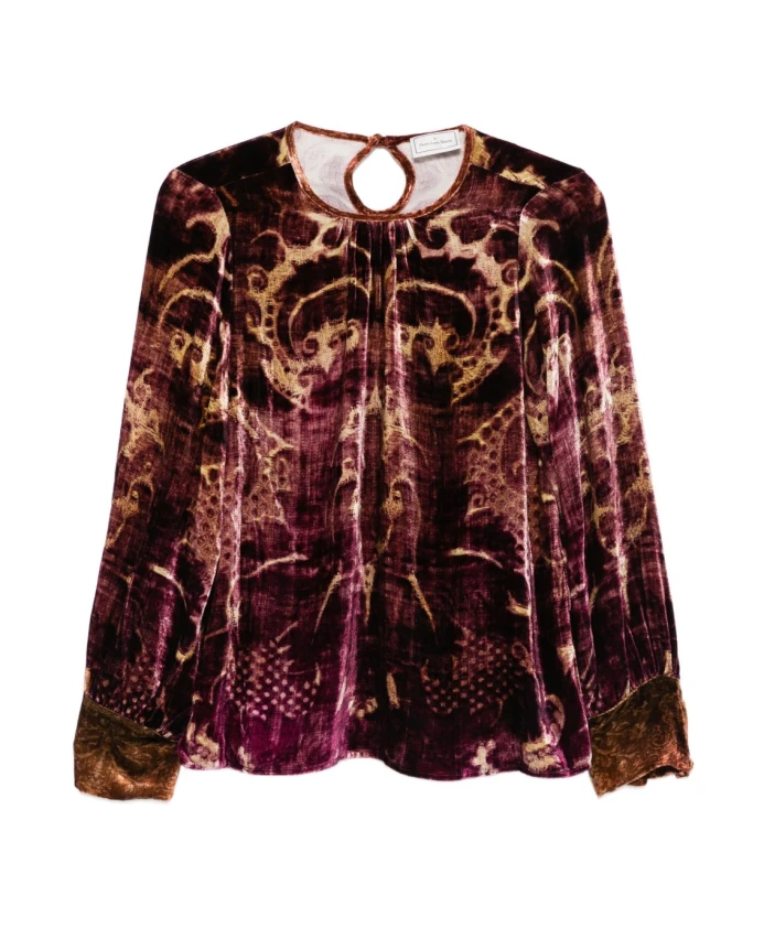 Рубашка из красного бархата с вырезом-«замочной скважиной». Pierre-Louis Mascia, мультиколор
Рубашка из красного бархата с вырезом-«замочной скважиной». Pierre-Louis Mascia, мультиколор