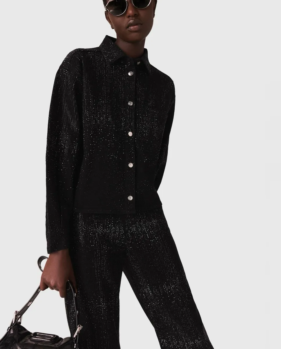 Женская джинсовая рубашка с камнями Maje, черный
Женская джинсовая рубашка с камнями Maje, черный