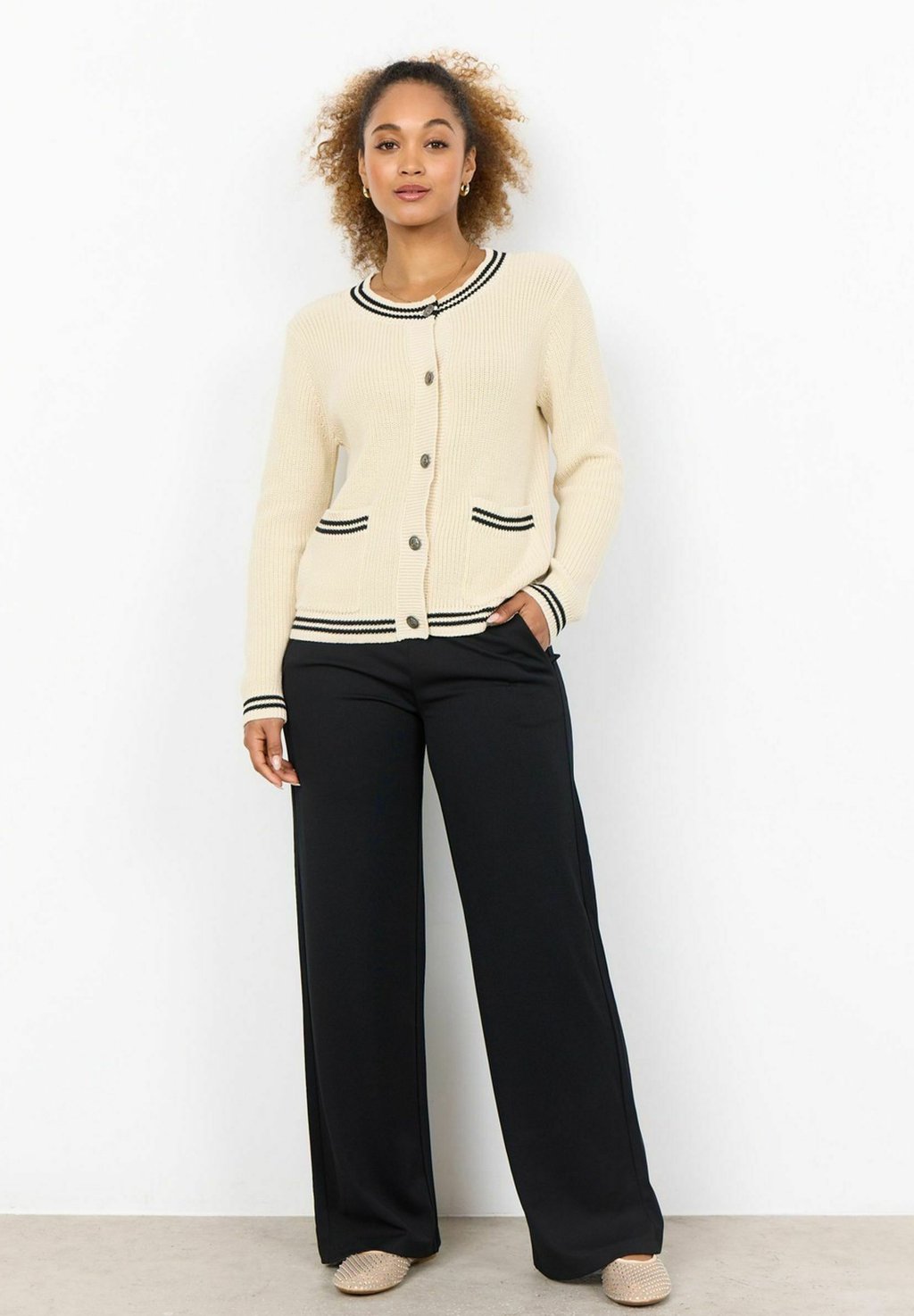 Кардиган JULIA Soyaconcept, бежевый
Кардиган JULIA Soyaconcept, бежевый