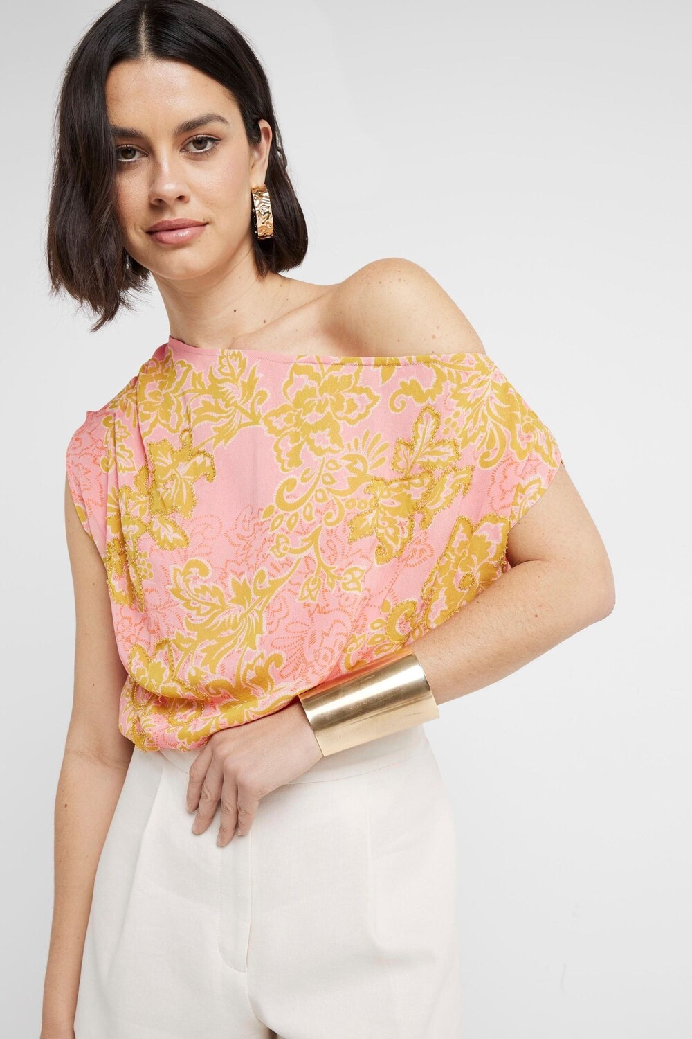 Блузка с открытыми плечами River Island, розовый
Блузка с открытыми плечами River Island, розовый