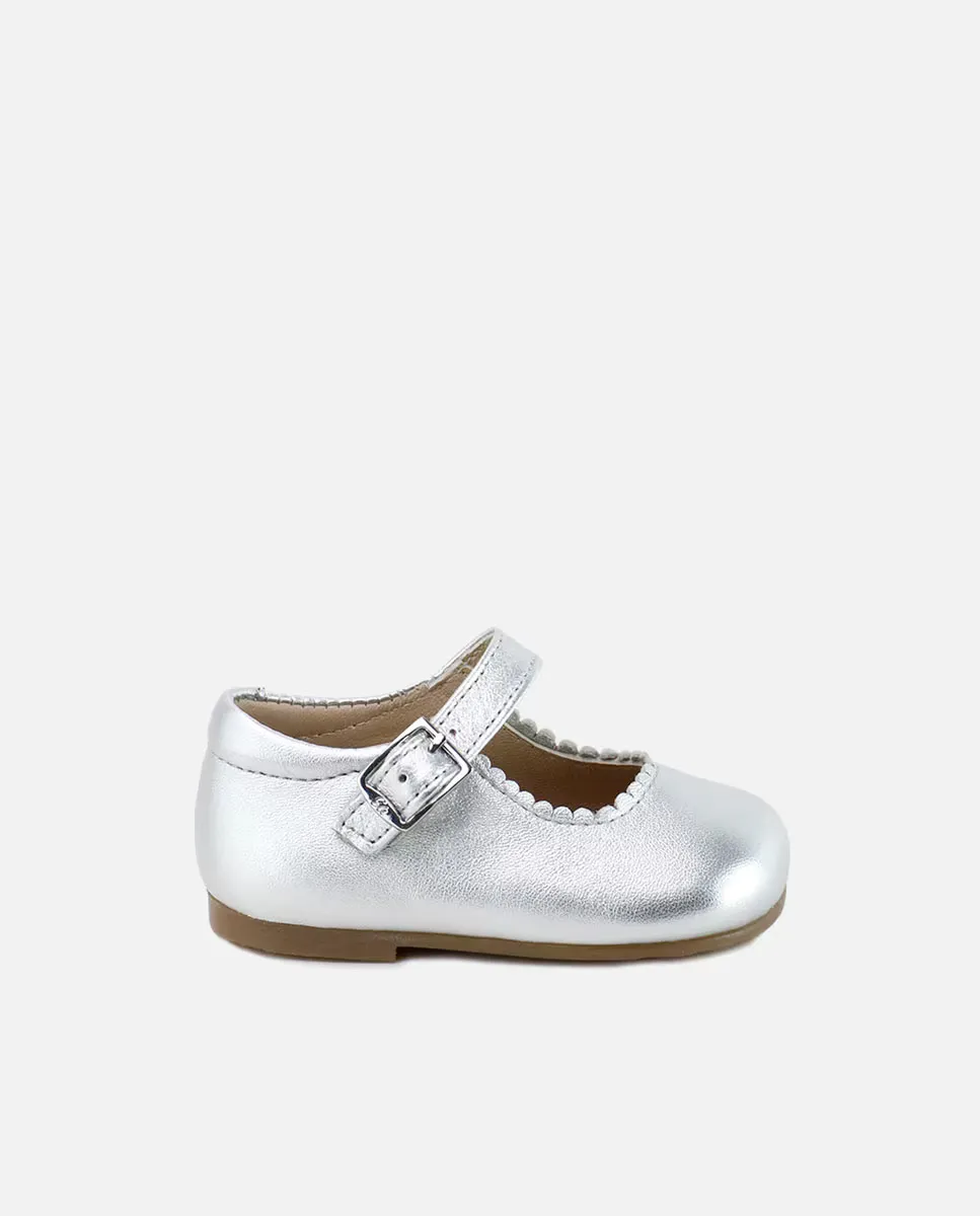 Балетки Мэри Джейн Eli 1957, серебряный
Балетки Мэри Джейн Eli 1957, серебряный