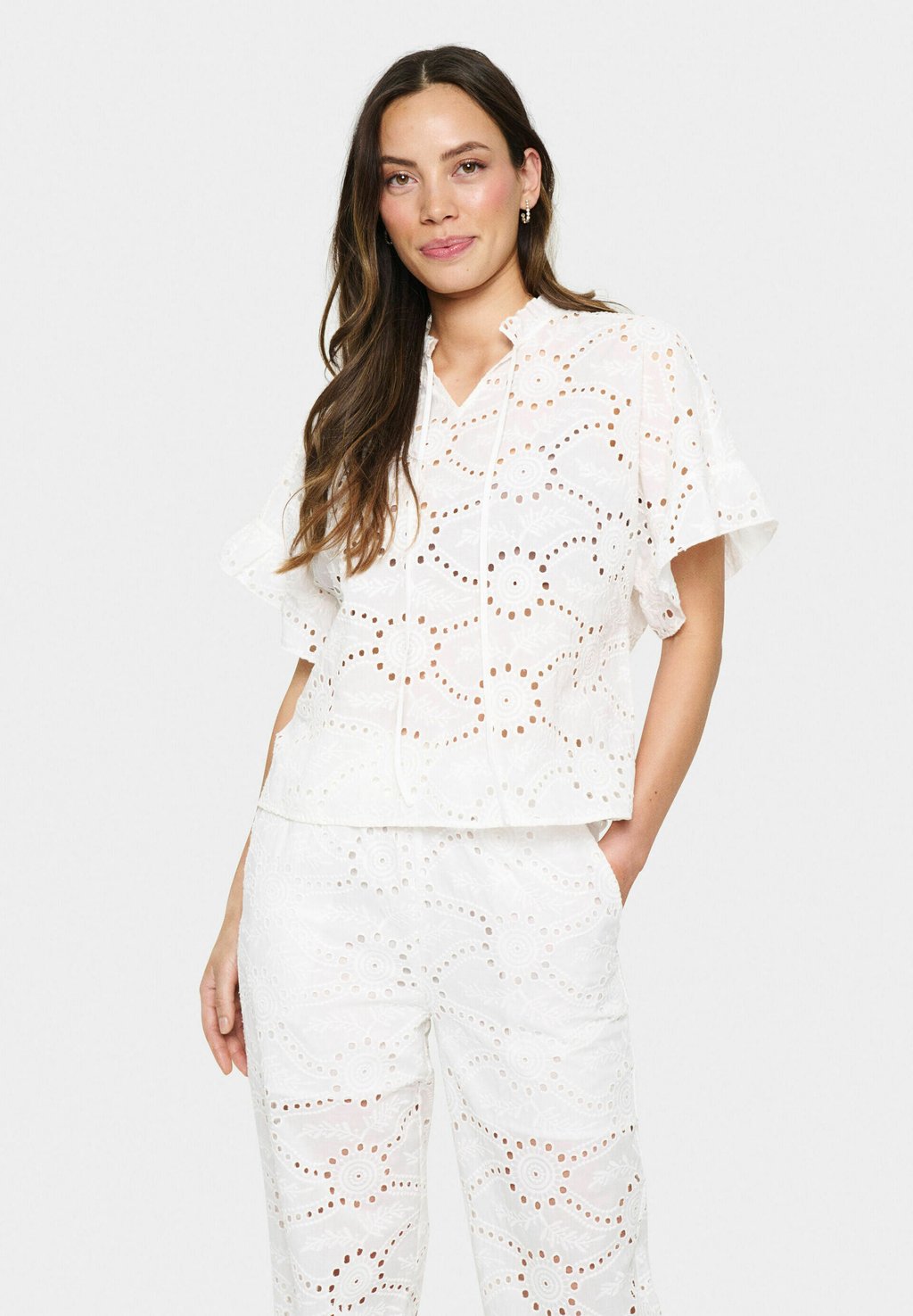 Блуза KINDRASZ Saint Tropez, кремовый
Блуза KINDRASZ Saint Tropez, кремовый