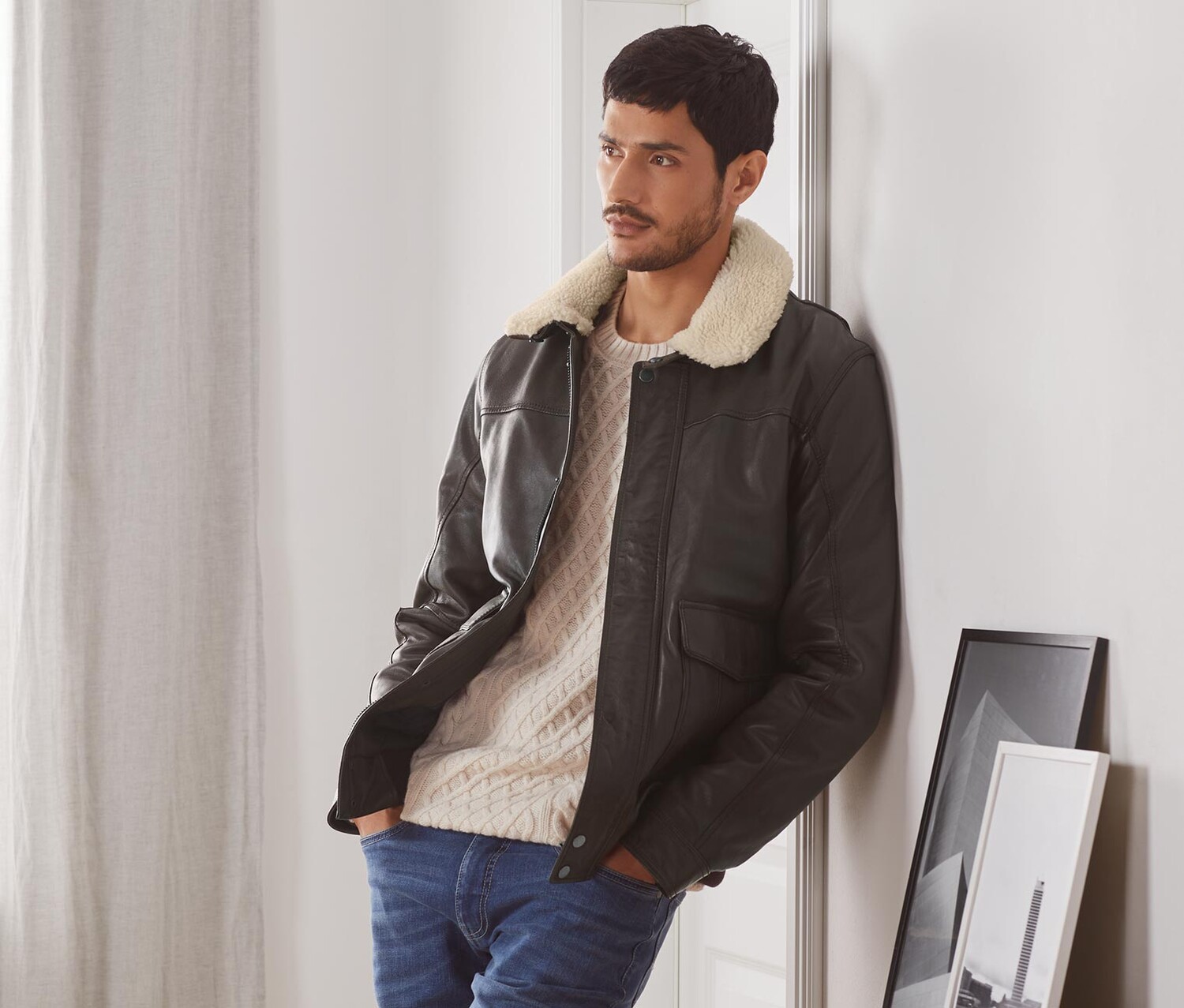 Кожаная куртка в авиаторском стиле Tchibo, темно коричневый
Кожаная куртка в авиаторском стиле Tchibo, темно коричневый