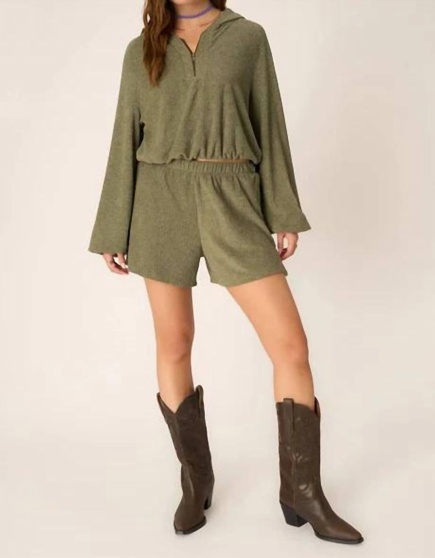 Финальный отсчет Терри худи-полузип в морской капусте PROJECT SOCIAL T, Sea Kelp
Финальный отсчет Терри худи-полузип в морской капусте PROJECT SOCIAL T, Sea Kelp