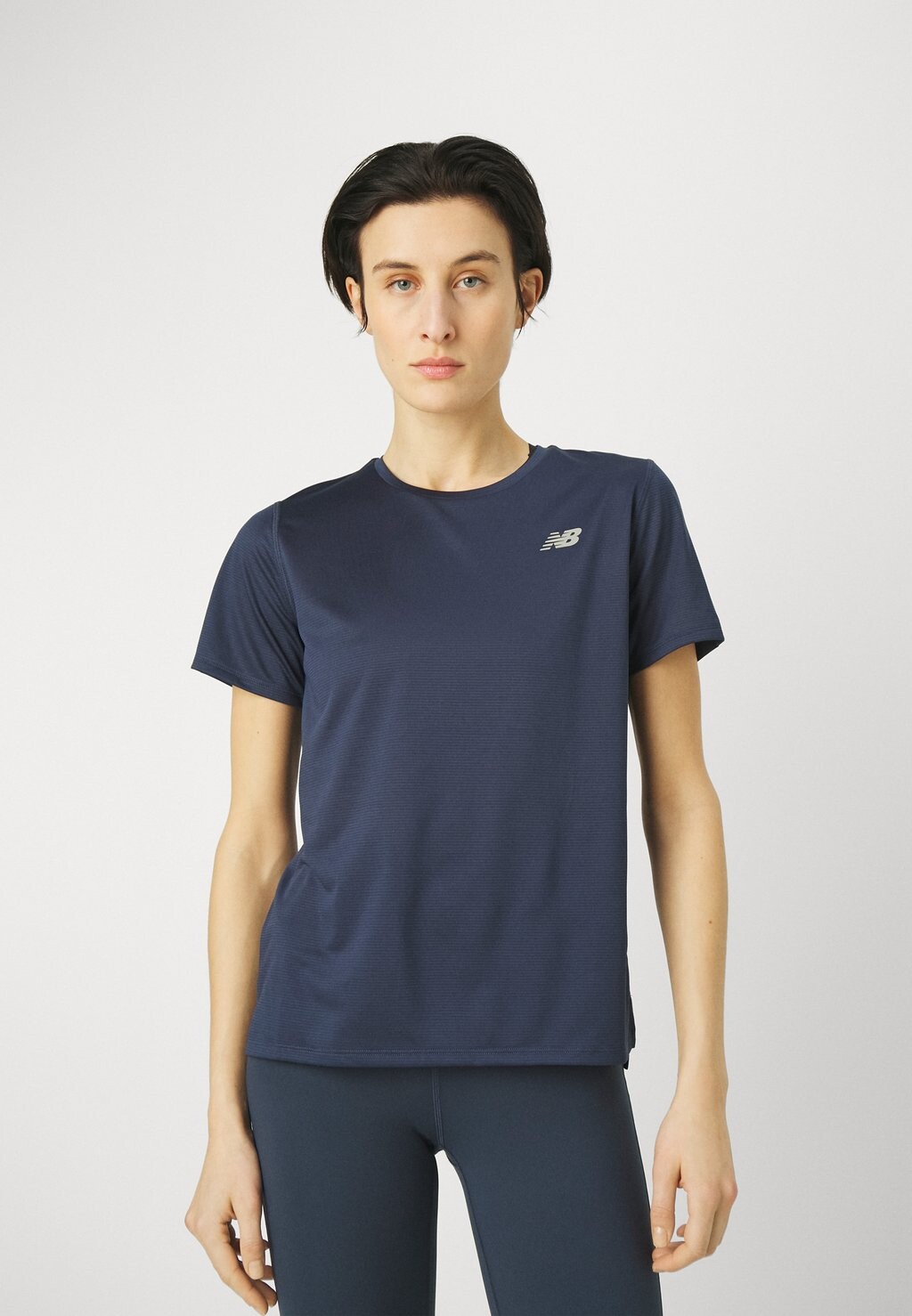 Спортивная футболка SHORT SLEEVE New Balance, цвет navy
Спортивная футболка SHORT SLEEVE New Balance, цвет navy