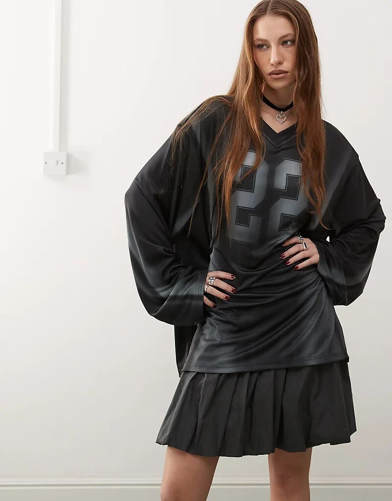 Футболка Disa oversize из нейлона с длинными рукавами, V-образным вырезом и спортивным графическим принтом Weekday
Футболка Disa oversize из нейлона с длинными рукавами, V-образным вырезом и спортивным графическим принтом Weekday