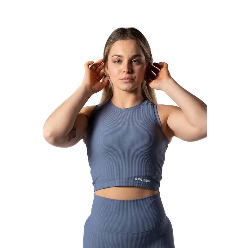 Женский спортивный топ Aesthetic Wolf, цвет heidelbeerblau
Женский спортивный топ Aesthetic Wolf, цвет heidelbeerblau