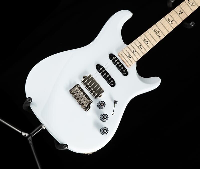 Электрогитара PRS Fiore Mark Letteri Signature Sugar Moon 
Электрогитара PRS Fiore Mark Letteri Signature Sugar Moon