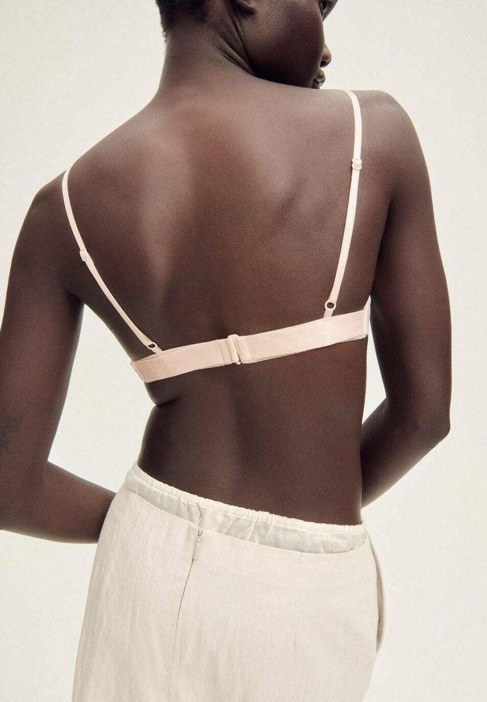 Треугольный бюстгальтер Mango, кремовый
Треугольный бюстгальтер Mango, кремовый