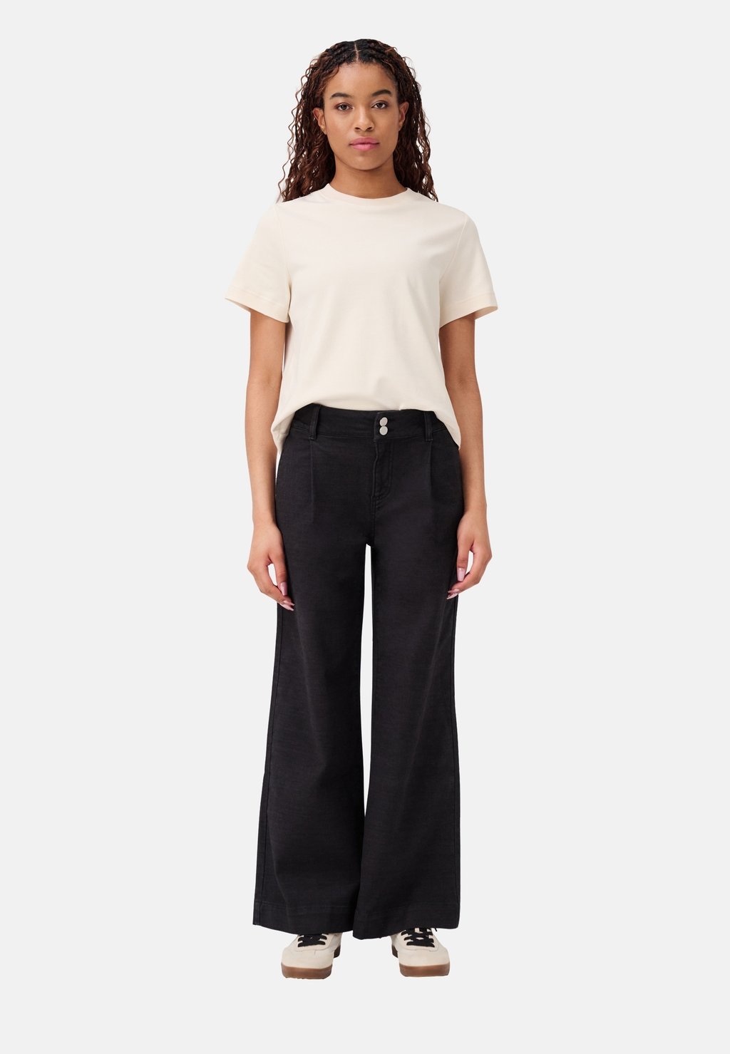 Брюки ITEM m6, черный
Брюки ITEM m6, черный