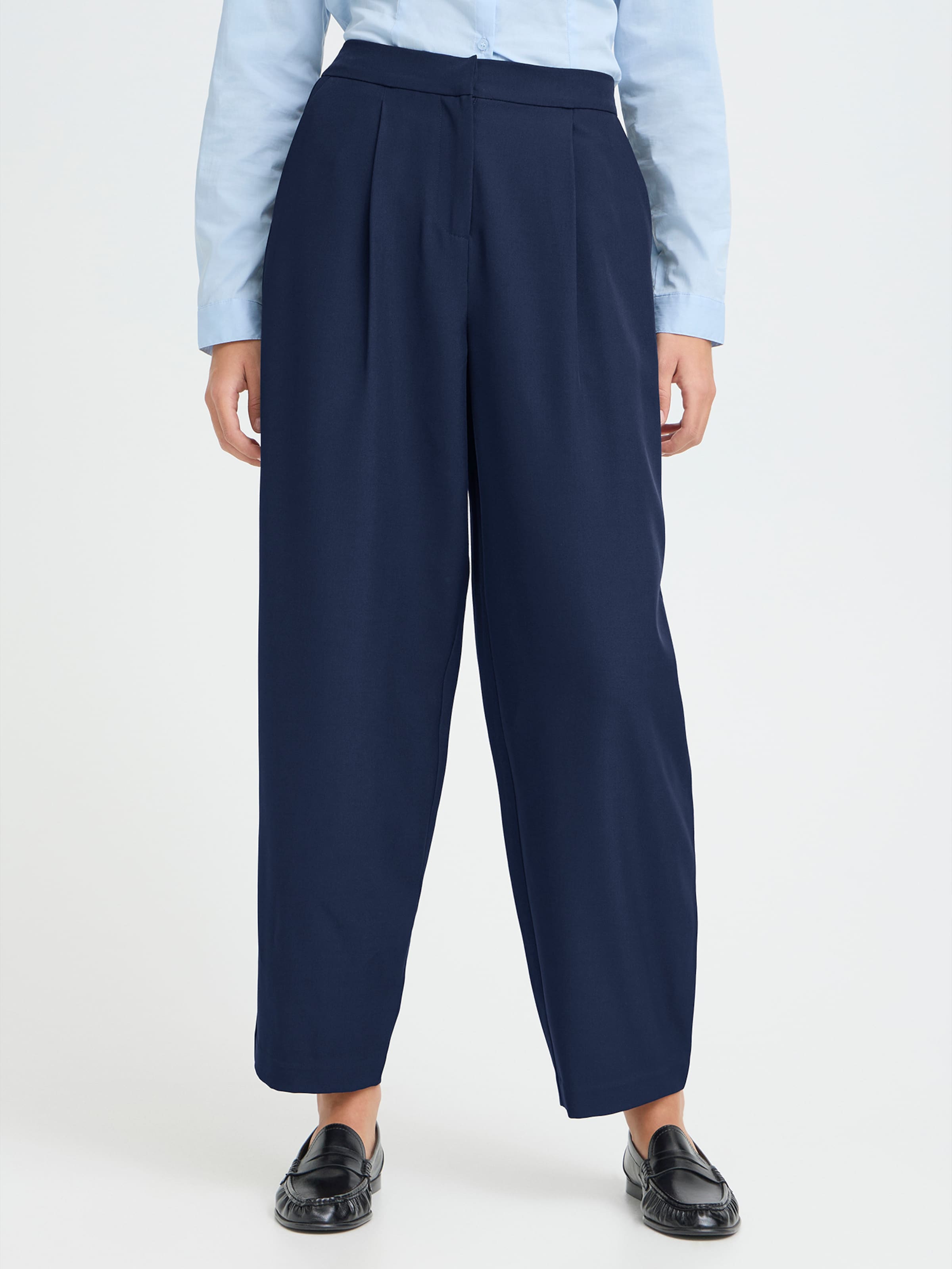 ICHI Брюки с мешковатым кроем и плиссировкой 'IHFAVA' в цвете Navy
ICHI Брюки с мешковатым кроем и плиссировкой 'IHFAVA' в цвете Navy