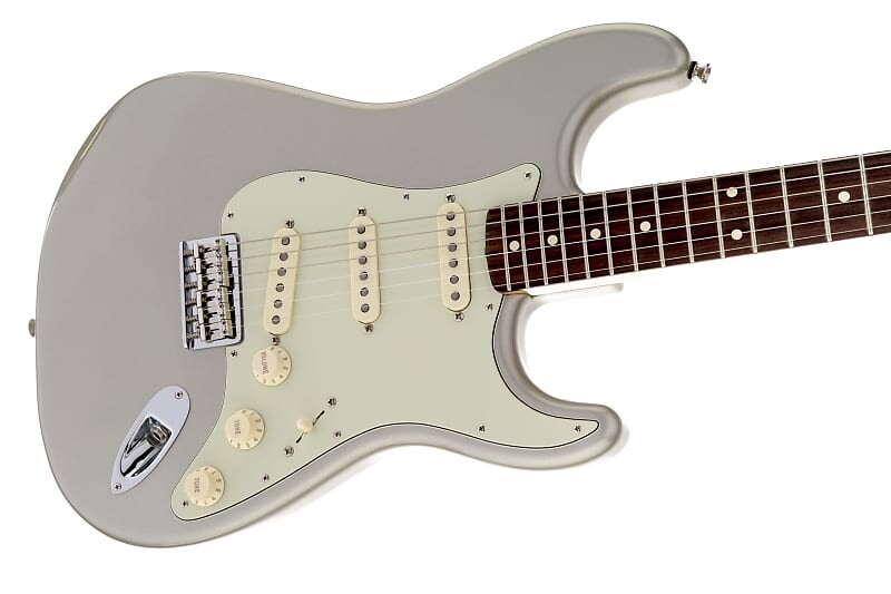 Fender Robert Cray Stratocaster, накладка на гриф из палисандра, серебро инков Robert Cray Stratocaster, Rosewood Fingerboard, Inca Silver 
Fender Robert Cray Stratocaster, накладка на гриф из палисандра, серебро инков Robert Cray Stratocaster, Rosewood Fingerboard, Inca Silver