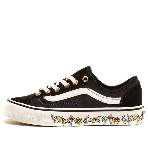 Кроссовки style 36 decon sf low-top leisure board shoes black Vans, черный
Кроссовки style 36 decon sf low-top leisure board shoes black Vans, черный