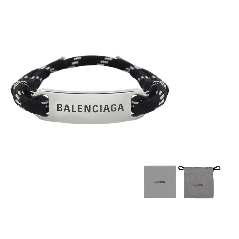 Браслет Plate Balenciaga, черный
Браслет Plate Balenciaga, черный