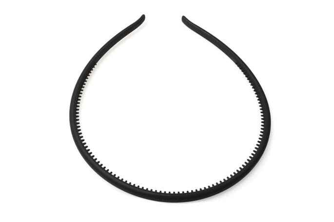 Jubileo, Черный пластиковый ремешок с гребешком
Jubileo, Черный пластиковый ремешок с гребешком