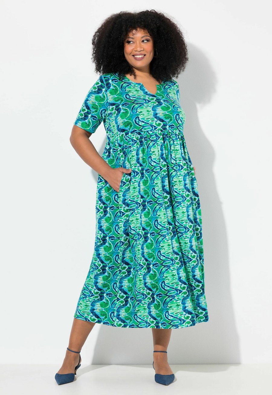 Платье Ulla Popken Day dress, Cloverleaf/Green
Платье Ulla Popken Day dress, Cloverleaf/Green