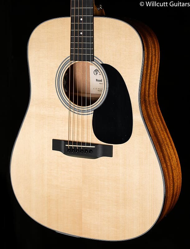 Martin D-12E Full Gloss Sitka Sapele (840)
Martin D-12E Full Gloss Sitka Sapele (840)