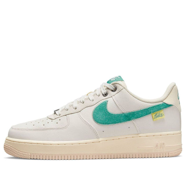 Кроссовки air force 1 '07 lv8 'test of time' Nike, белый
Кроссовки air force 1 '07 lv8 'test of time' Nike, белый