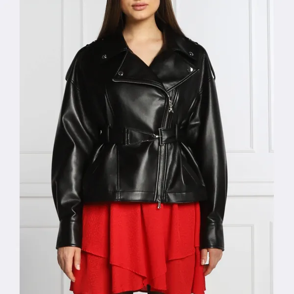 Кожаная куртка стандартного кроя Patrizia Pepe, черный
Кожаная куртка стандартного кроя Patrizia Pepe, черный