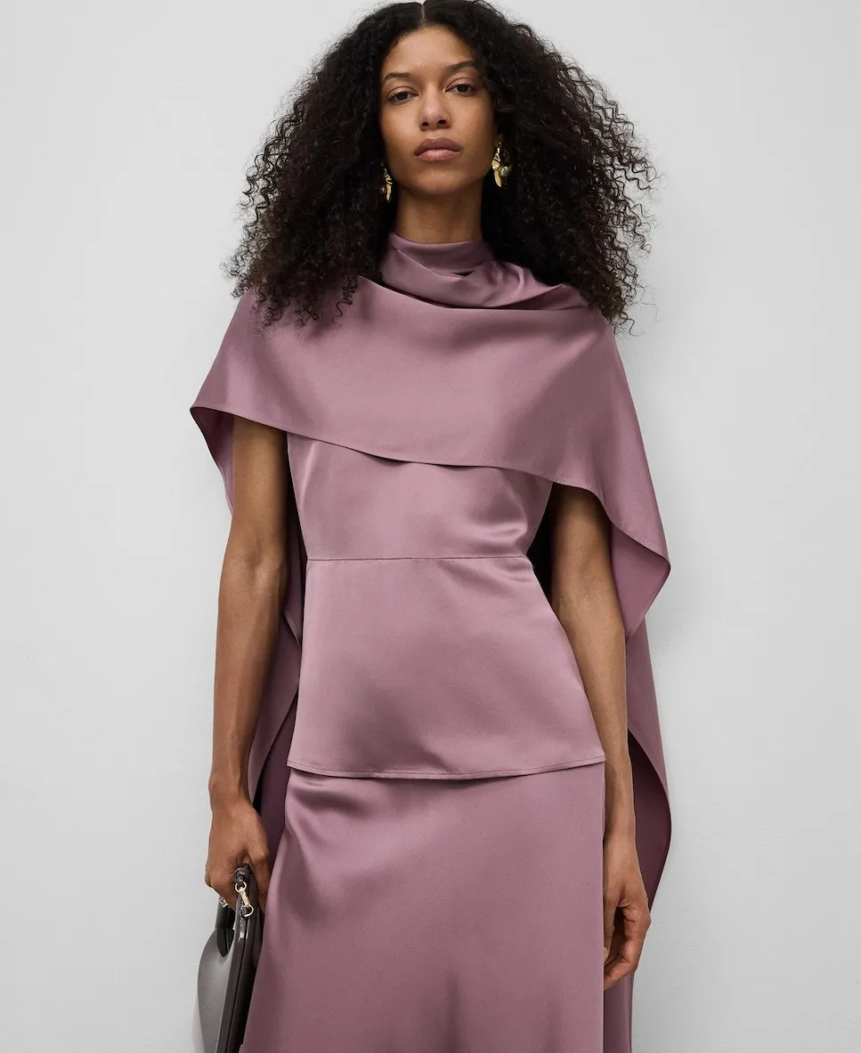 Женский топ с накладной деталью полуприлегающего кроя Adolfo Dominguez, сиреневый
Женский топ с накладной деталью полуприлегающего кроя Adolfo Dominguez, сиреневый