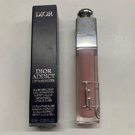 Addict Lip Gloss Plumper Gloss 24Hr Hydration, оттенок 001 Розовый, 6 мл, Dior
Addict Lip Gloss Plumper Gloss 24Hr Hydration, оттенок 001 Розовый, 6 мл, Dior