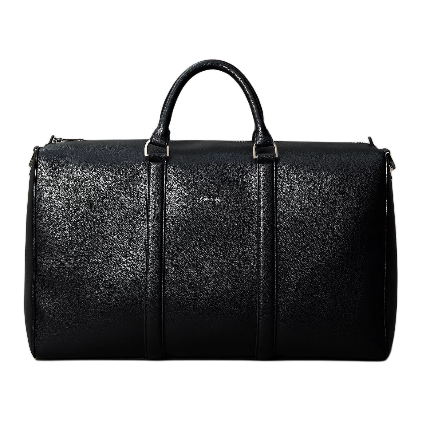 Дорожная сумка Calvin Klein Raised Duffle, черный
Дорожная сумка Calvin Klein Raised Duffle, черный