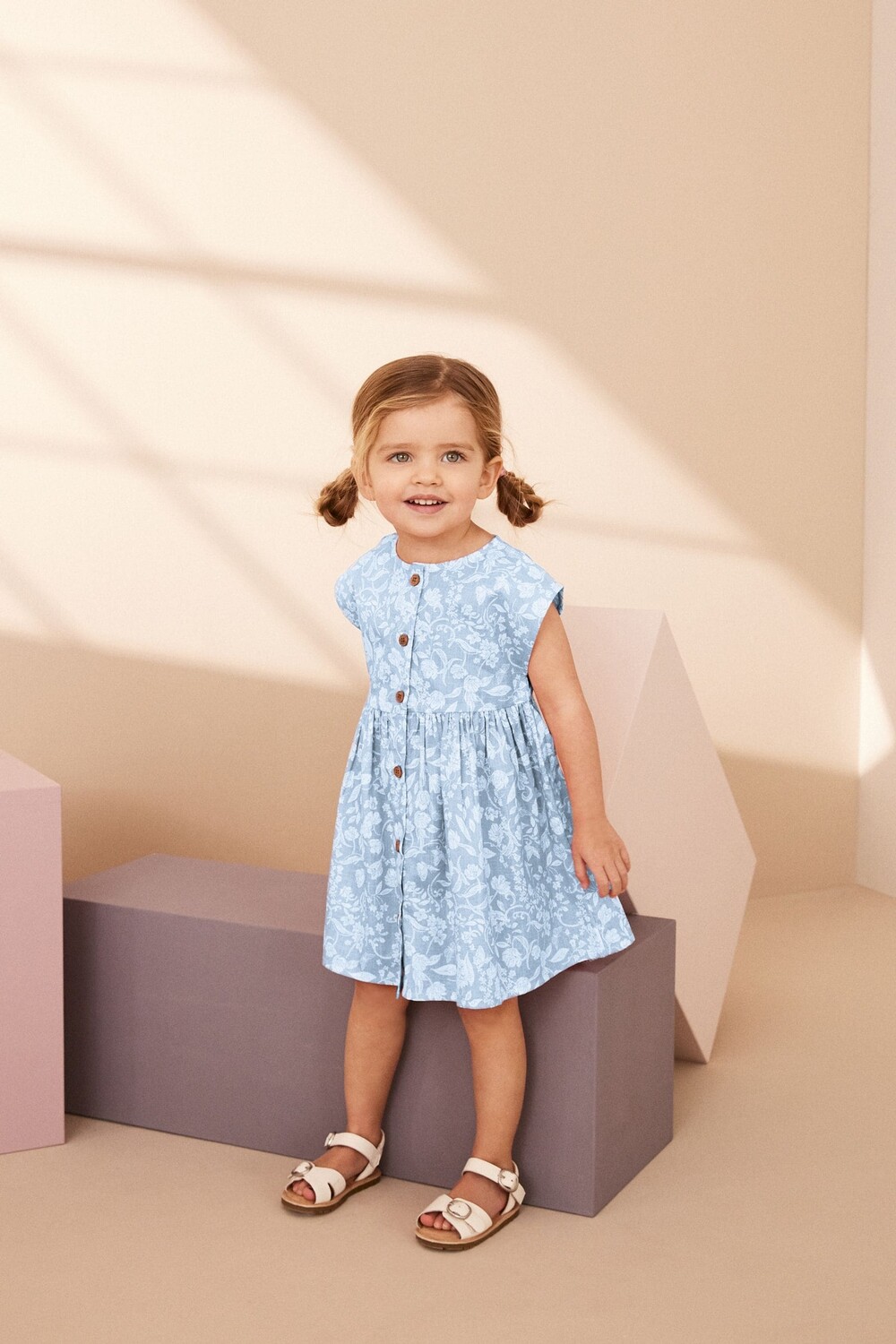 Летнее платье на пуговицах (от 3 месяцев до 8 лет) Next, синий
Летнее платье на пуговицах (от 3 месяцев до 8 лет) Next, синий