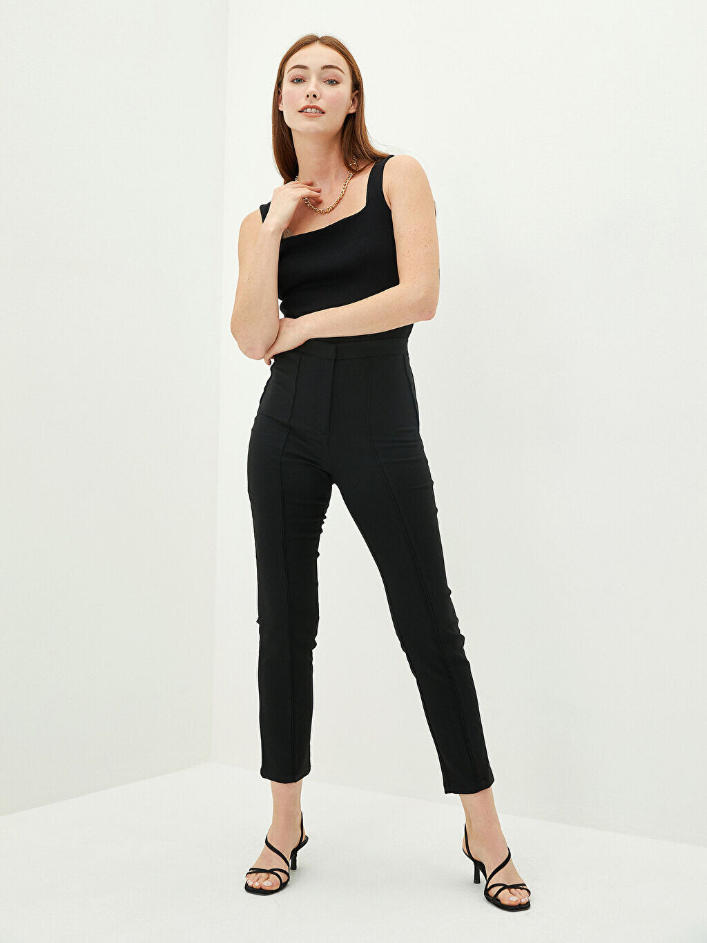 Прямые женские брюки Slim Fit LCWAIKIKI Classic, Черный, Прямые женские брюки Slim Fit LCWAIKIKI Classic
Прямые женские брюки Slim Fit LCWAIKIKI Classic, Черный, Прямые женские брюки Slim Fit LCWAIKIKI Classic